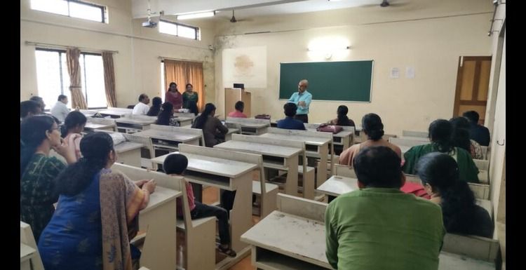 VSEC conducts Awareness Session on “Encouraging to observe Children’s Interests”
